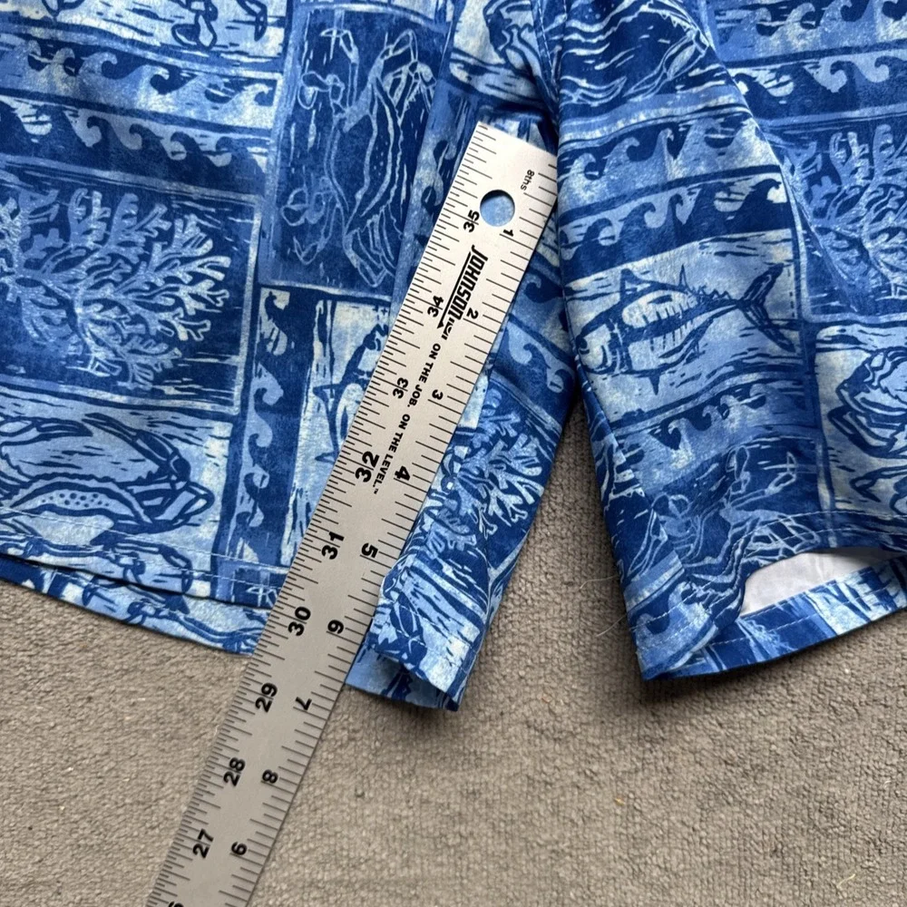 Vineyard Vines Men's Blue Swim Trunks Large Island Print Drawstring Mesh Lined‎